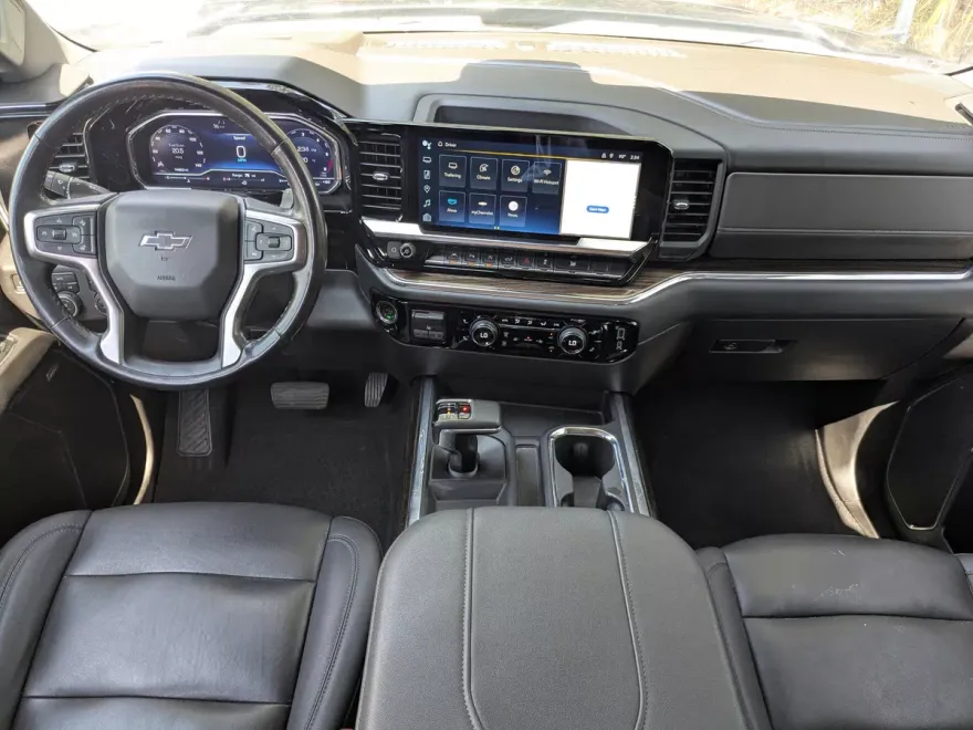 2023 Chevrolet Silverado 1500 RST photo 1