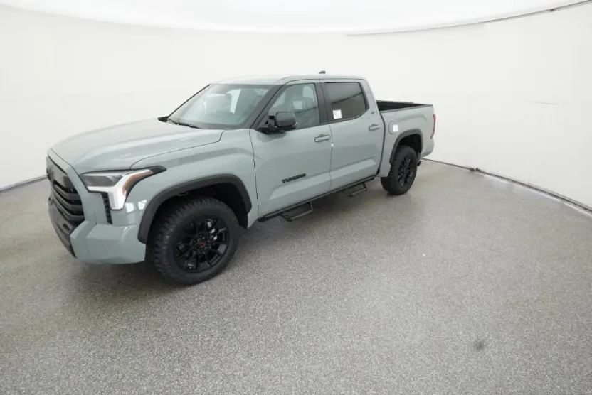 2026 Toyota Tundra SR5 CrewMax photo 1