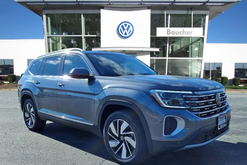 2025 Volkswagen Atlas SEL photo 1
