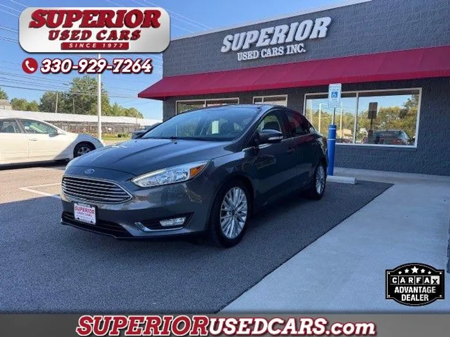 2016 Ford Focus Titanium photo 1