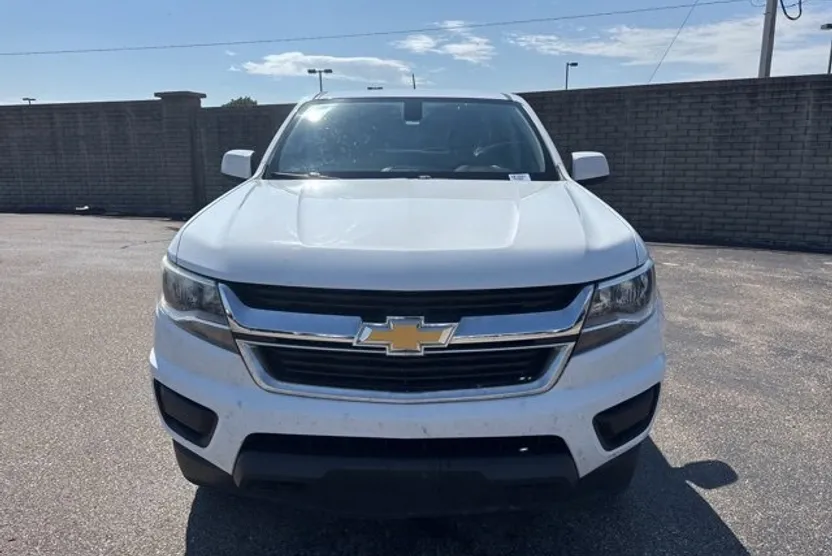 2017 Chevrolet Colorado Work Truck photo 1