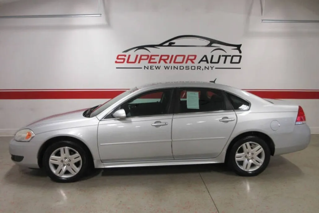 2010 Chevrolet Impala photo 1