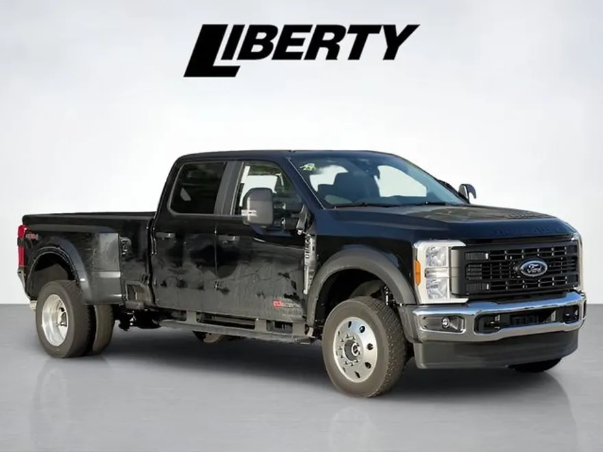 2026 Ford F-450 photo 1