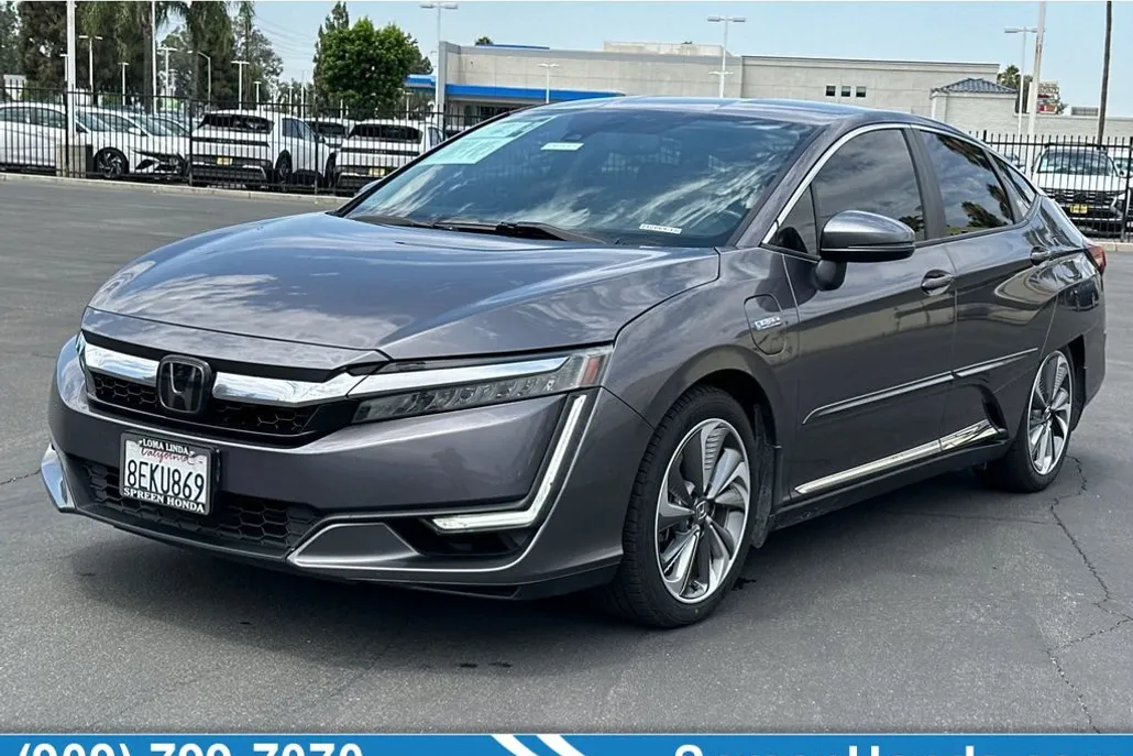 2018 Honda Clarity Plug-In Hybrid Touring photo 1