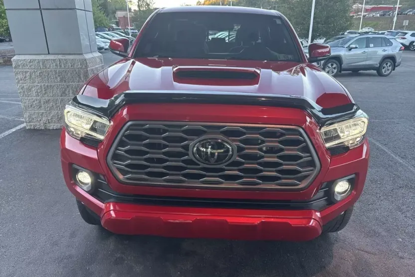 2022 Toyota Tacoma TRD Sport V6 photo 1