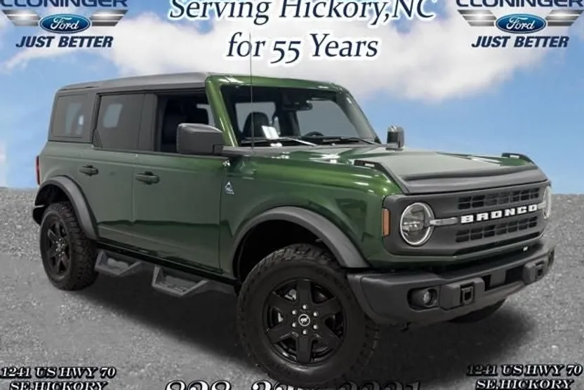 2024 Ford Bronco Black Diamond photo 1