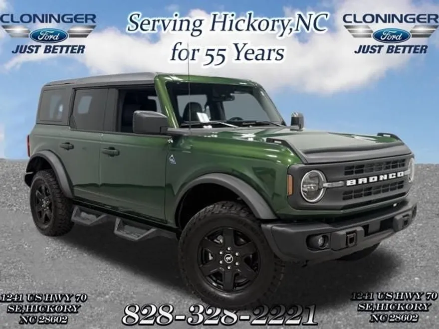 2024 Ford Bronco Black Diamond photo 1