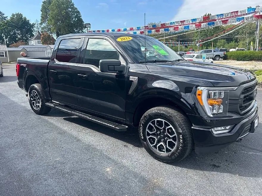 2023 Ford F-150 XLT photo 1