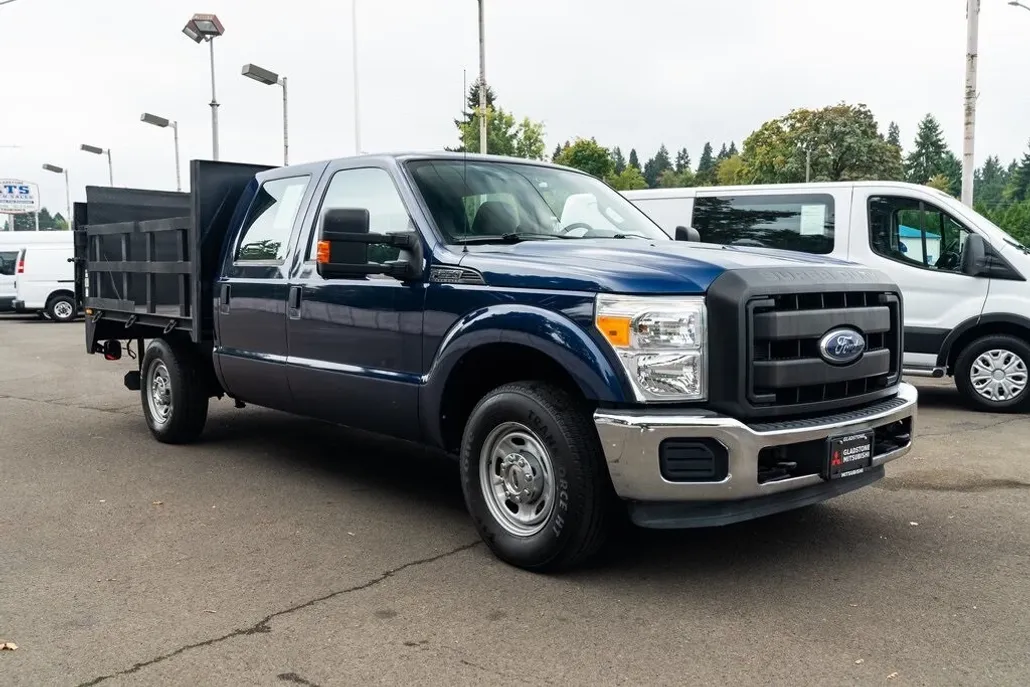 2011 Ford F-250 XL photo 1