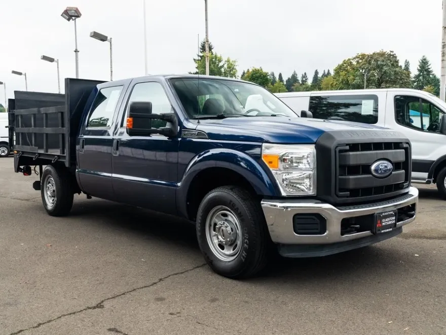 2011 Ford F-250 XL photo 1