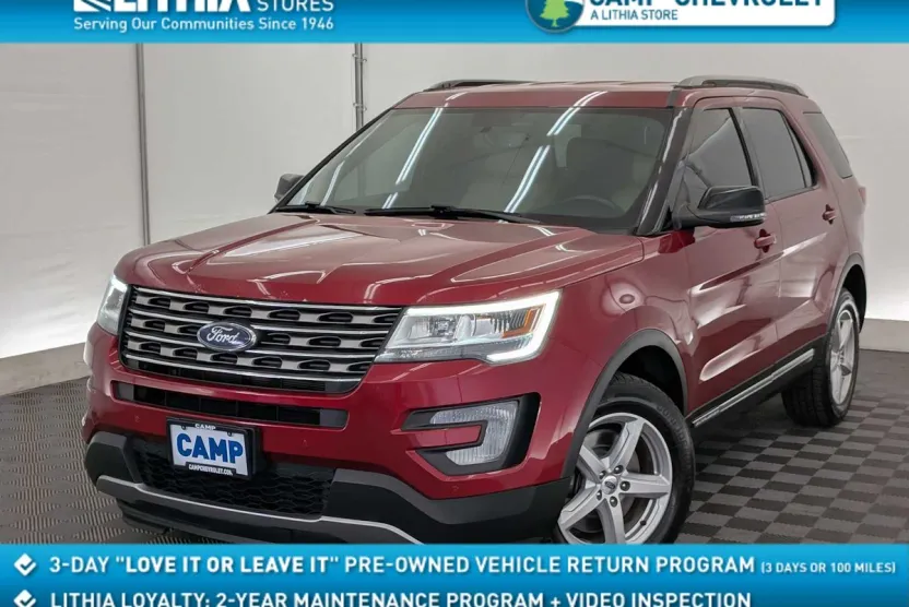 2017 Ford Explorer XLT photo 1