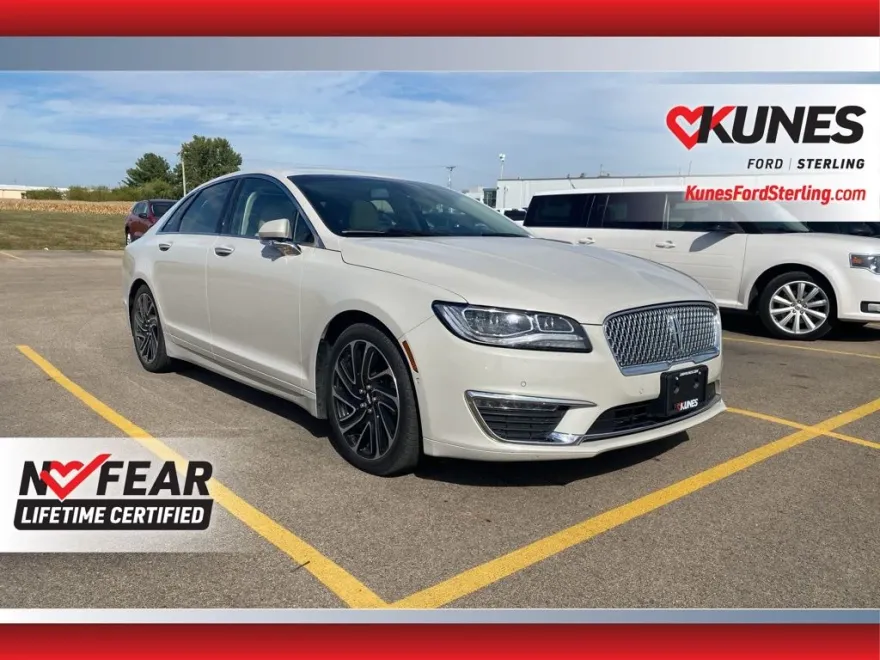 2020 Lincoln MKZ Hybrid Reserve photo 1
