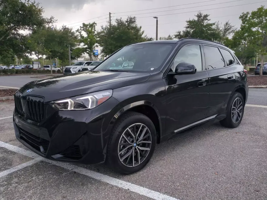 2025 Bmw X1 XDrive28i photo 1