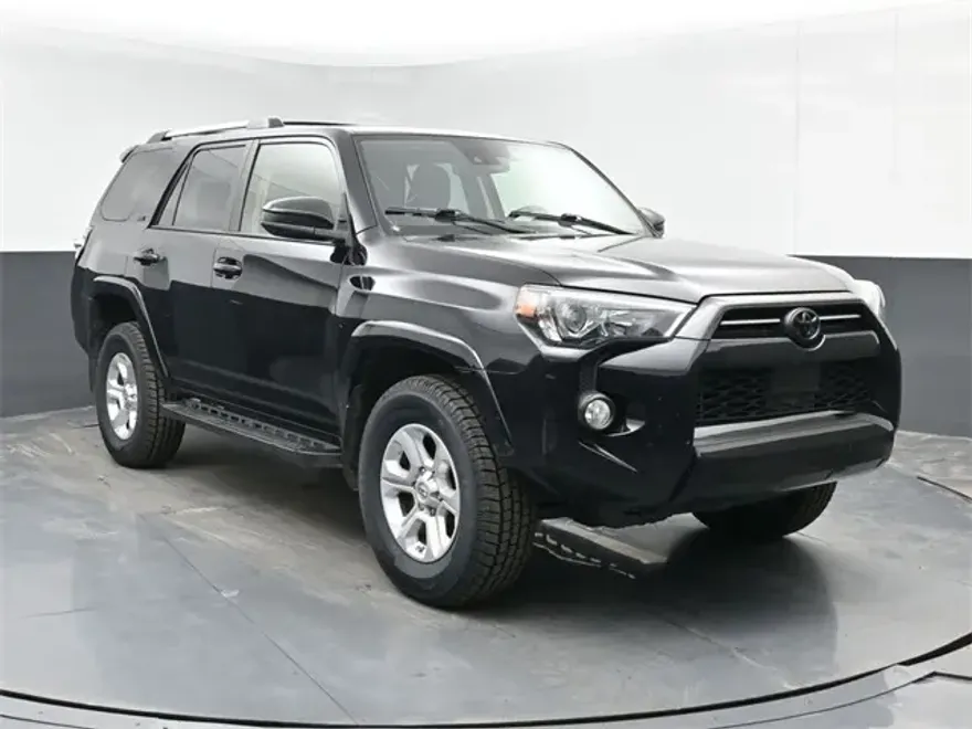 2020 Toyota 4Runner SR5 photo 1