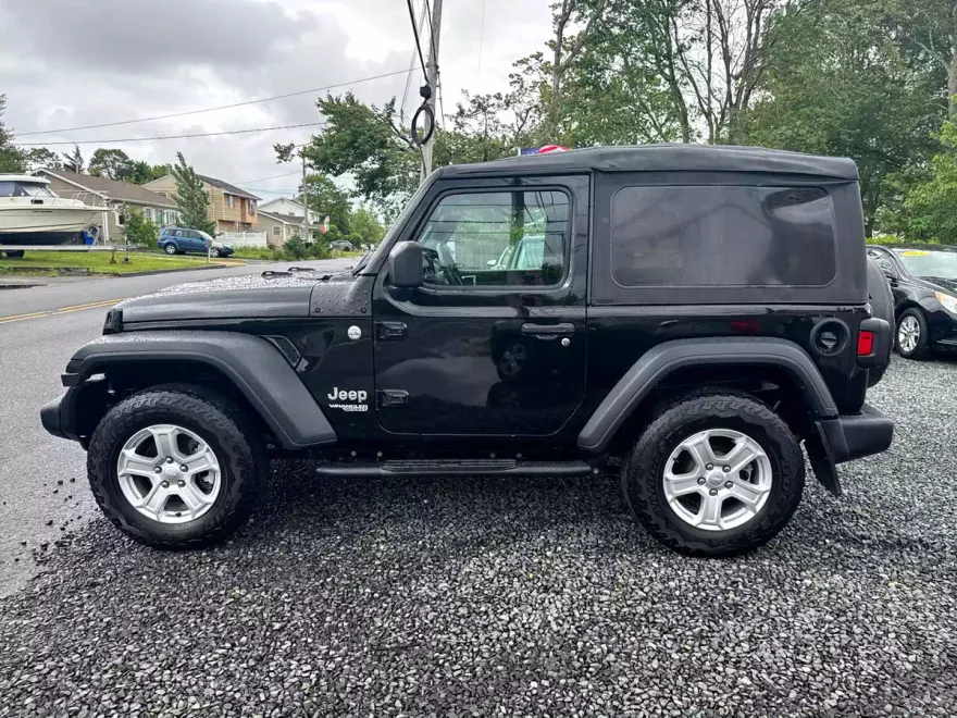 2019 Jeep Wrangler Sport photo 2