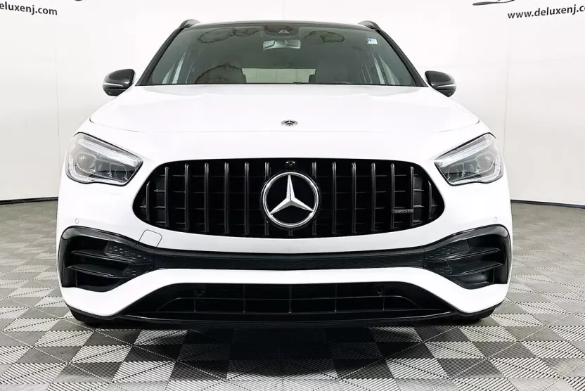 2023 Mercedes Benz GLA 45 AMG photo 1