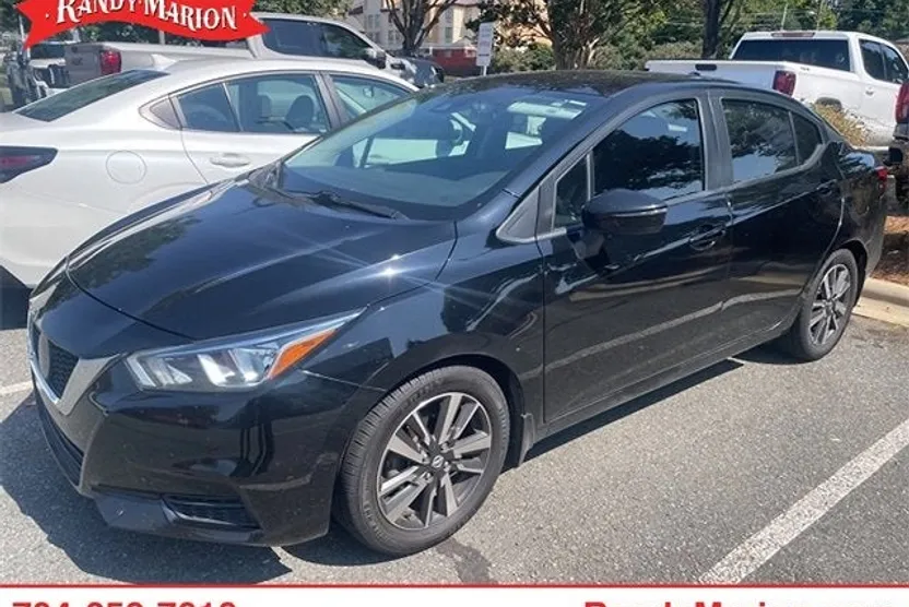2020 Nissan Versa 1.6 SV photo 1