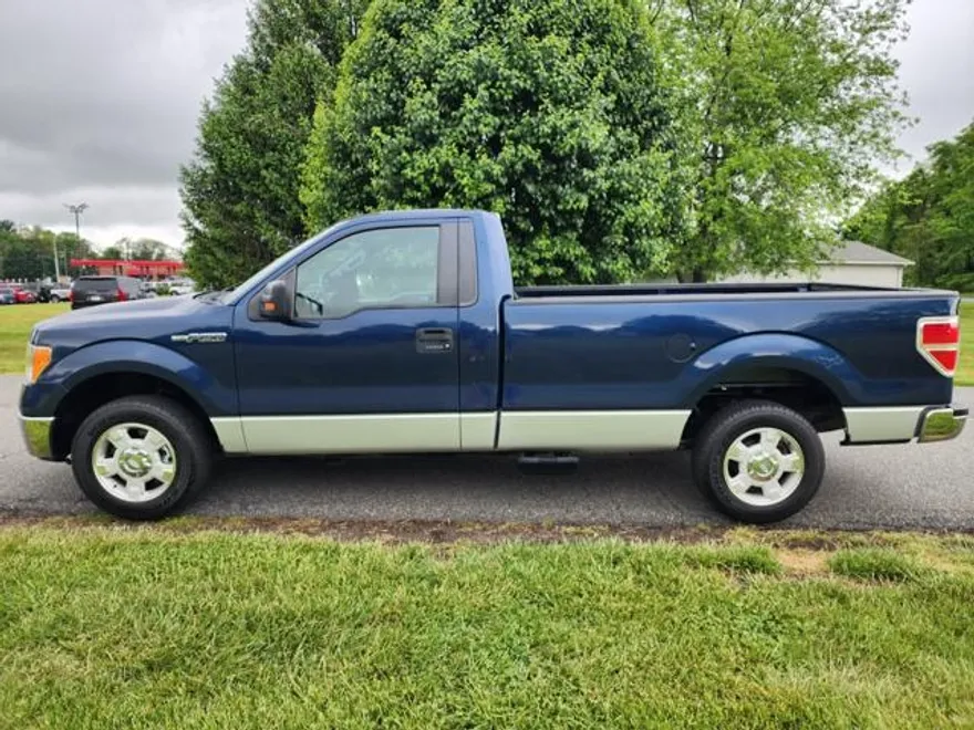 2013 Ford F-150 XLT photo 1