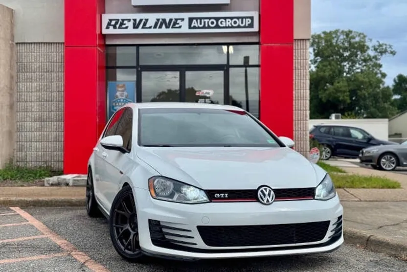 2016 Volkswagen Golf GTI Base SE Autobahn photo 1