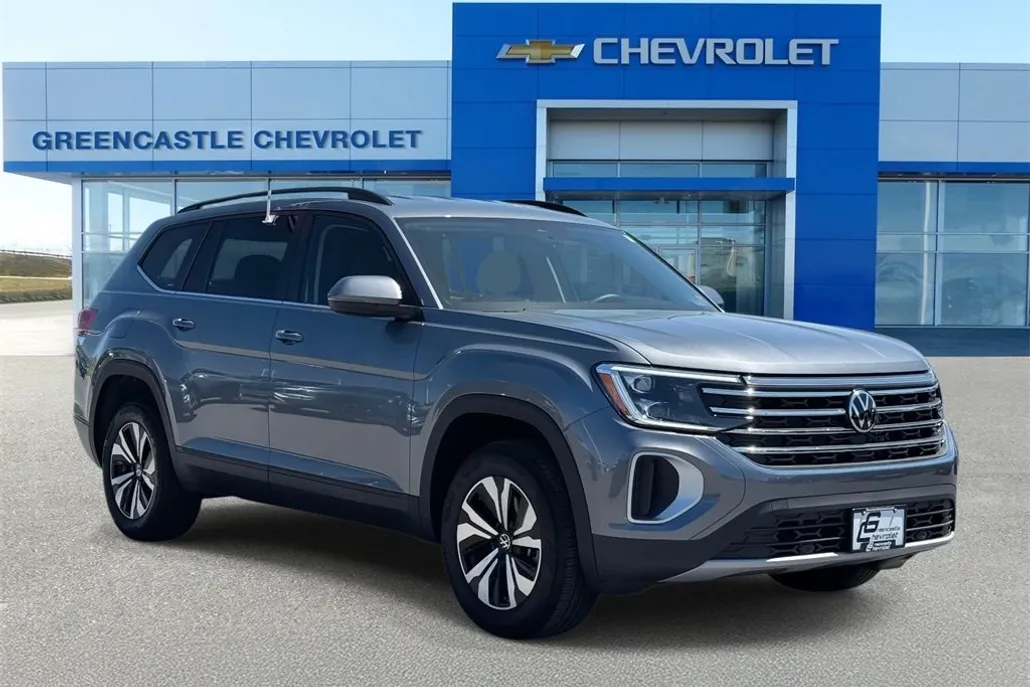 2024 Volkswagen Atlas SE photo 1