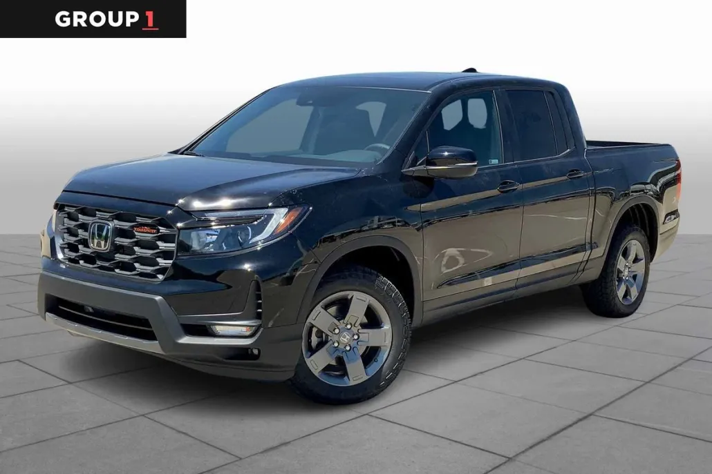 2025 Honda Ridgeline TrailSport photo 1