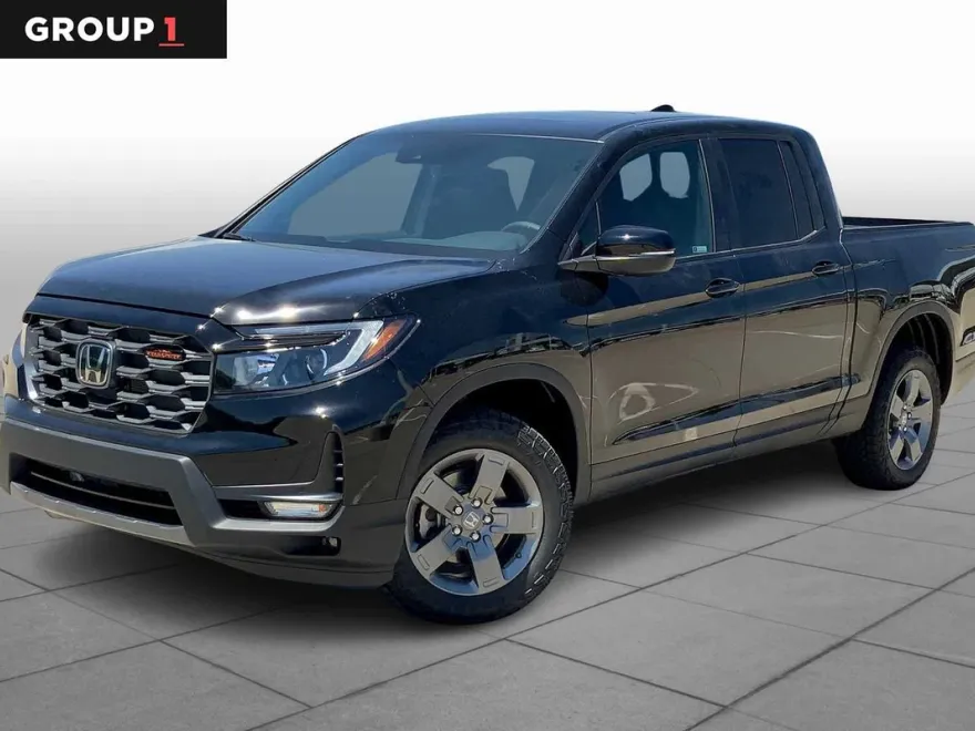 2025 Honda Ridgeline TrailSport photo 1