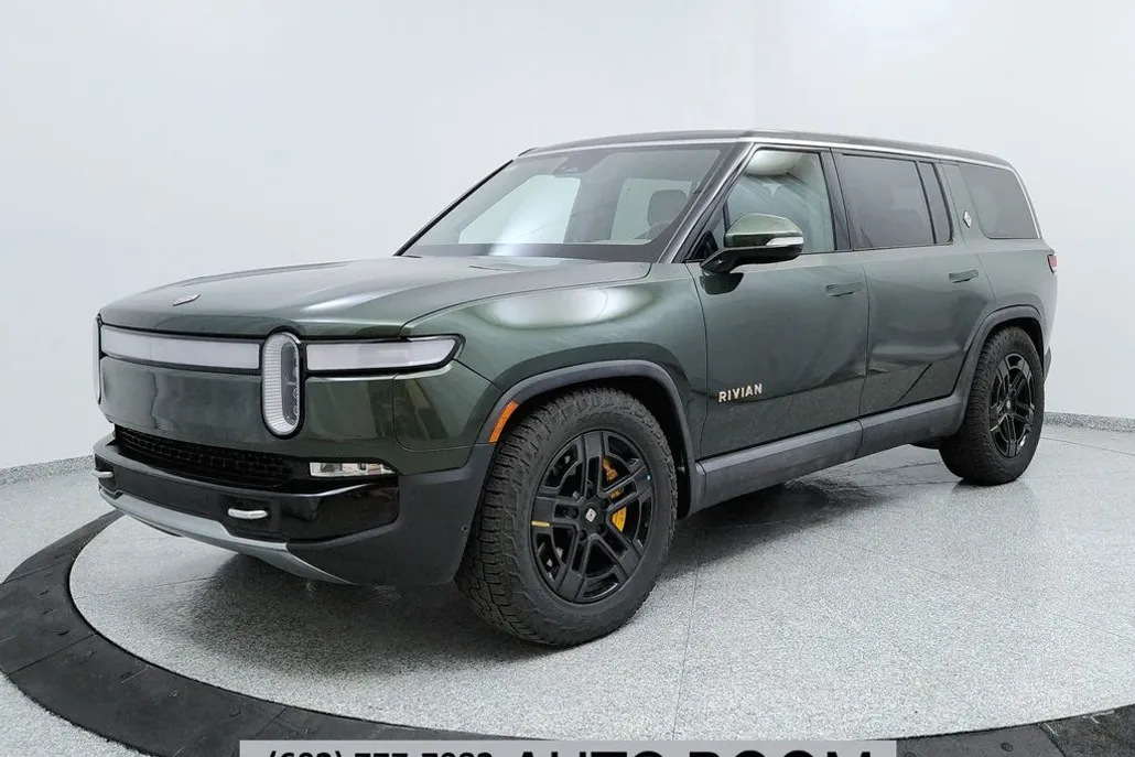 2023 Rivian R1S Adventure photo 1