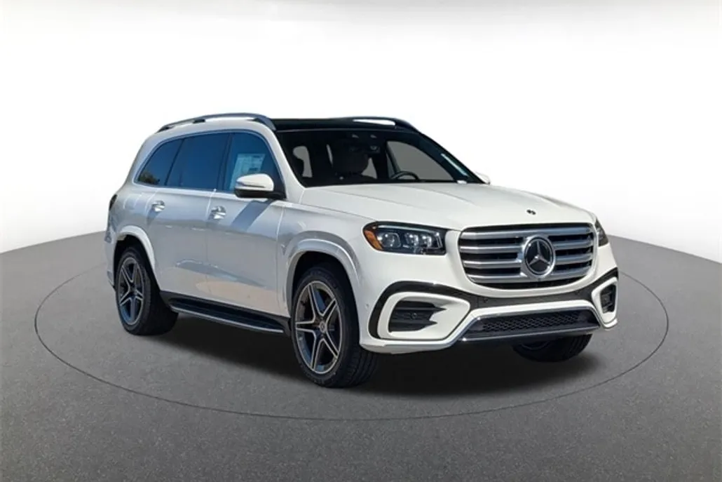 2026 Mercedes Benz GLS 450 4MATIC photo 1