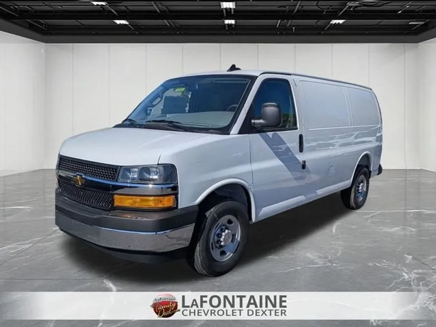 2025 Chevrolet Express Work Van photo 1
