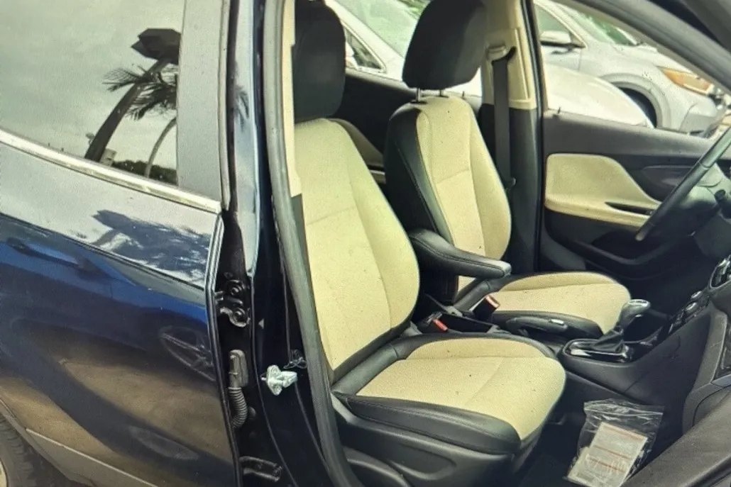 2022 Buick Encore Preferred photo 1