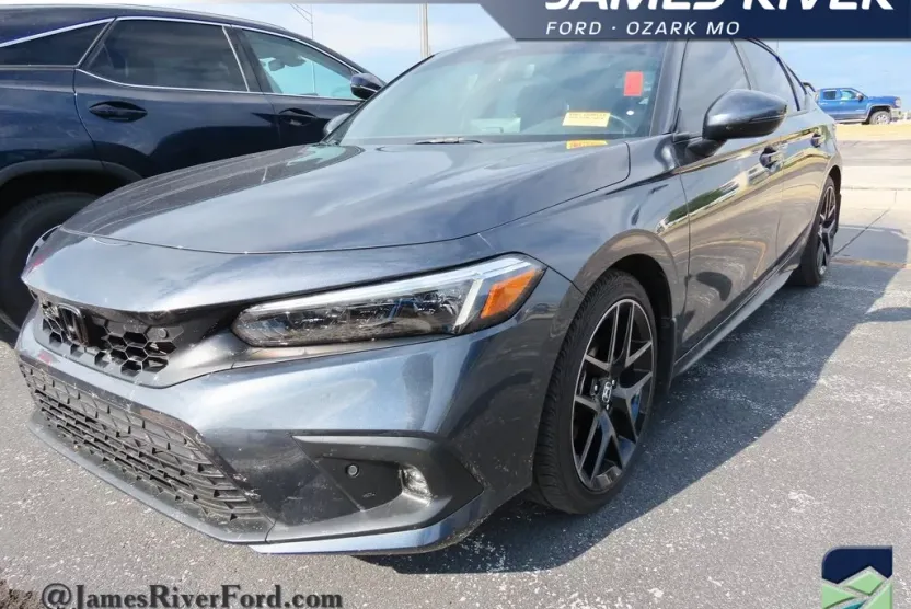 2022 Honda Civic Sport Touring photo 1