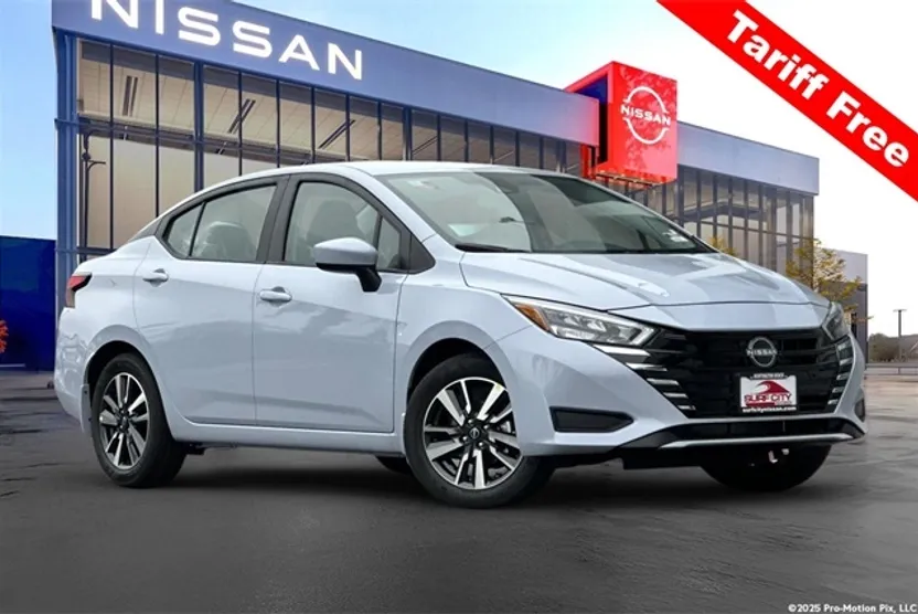 2025 Nissan Versa 1.6 SV photo 1