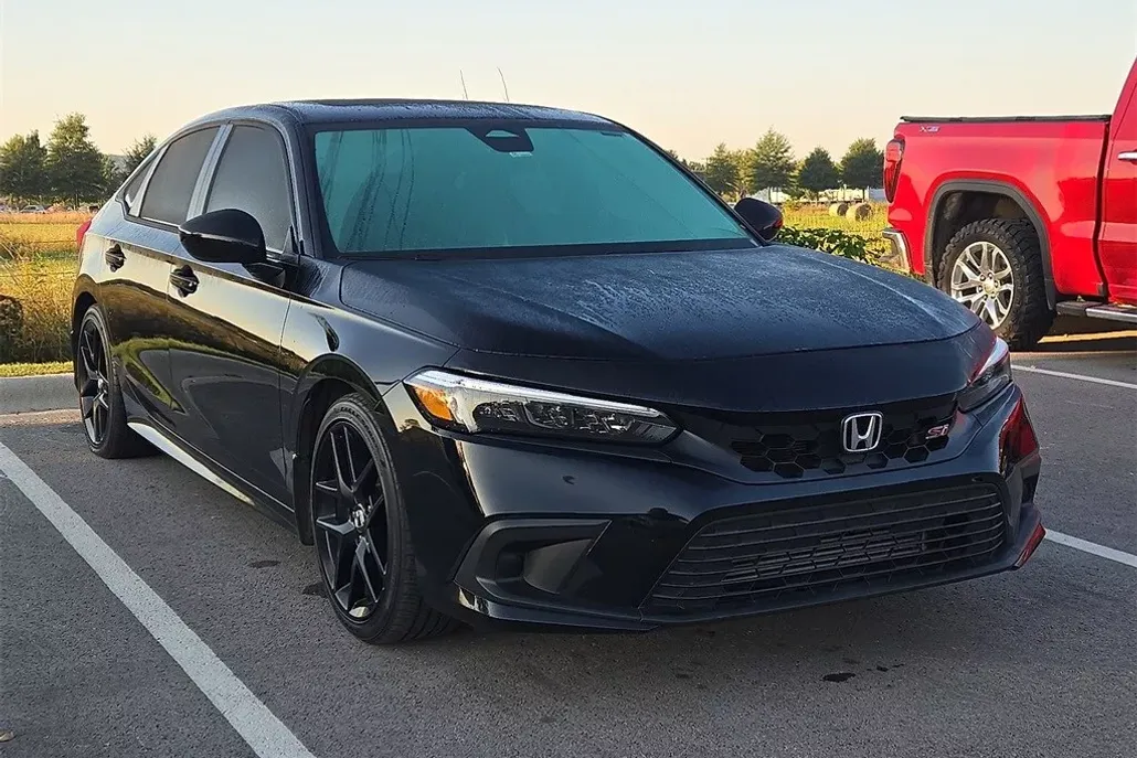 2022 Honda Civic Si photo 1