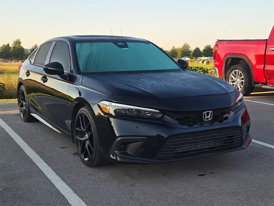 2022 Honda Civic Si photo 1