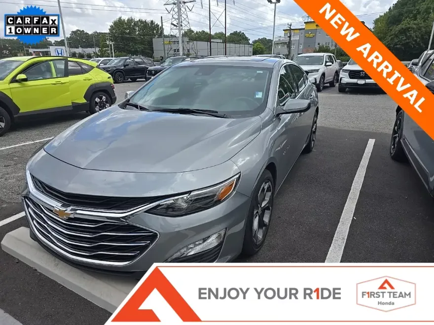 2023 Chevrolet Malibu 1LT photo 1