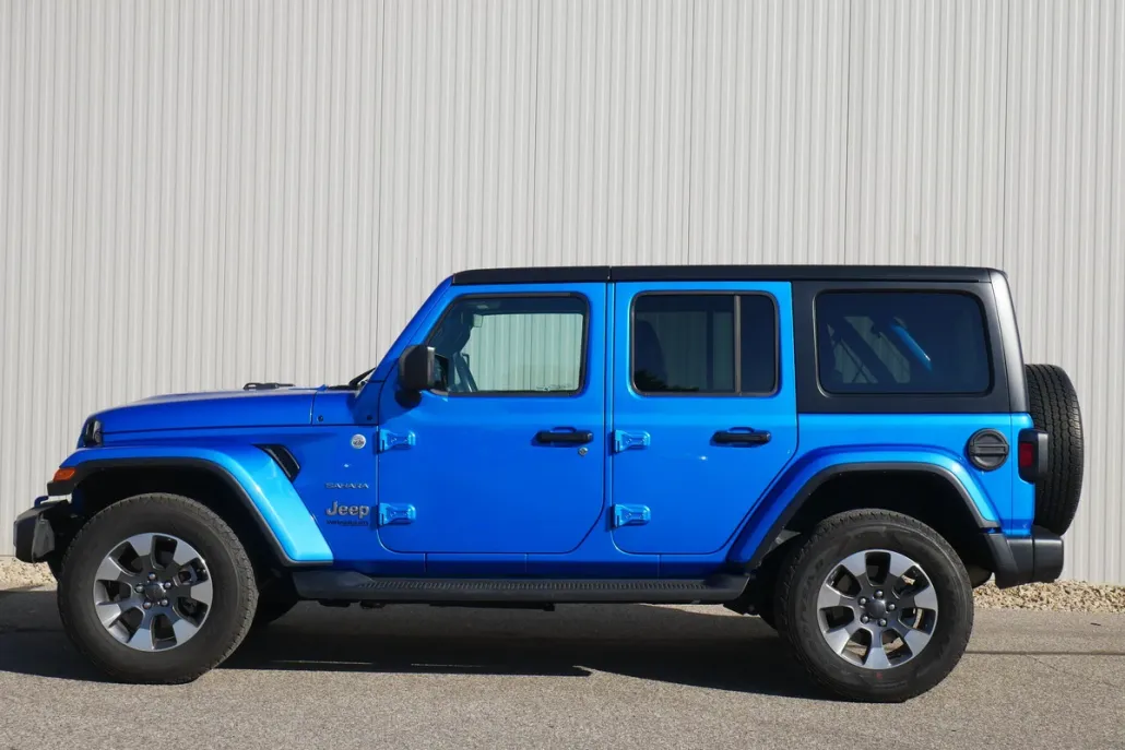 2022 Jeep Wrangler Unlimited Sahara photo 1