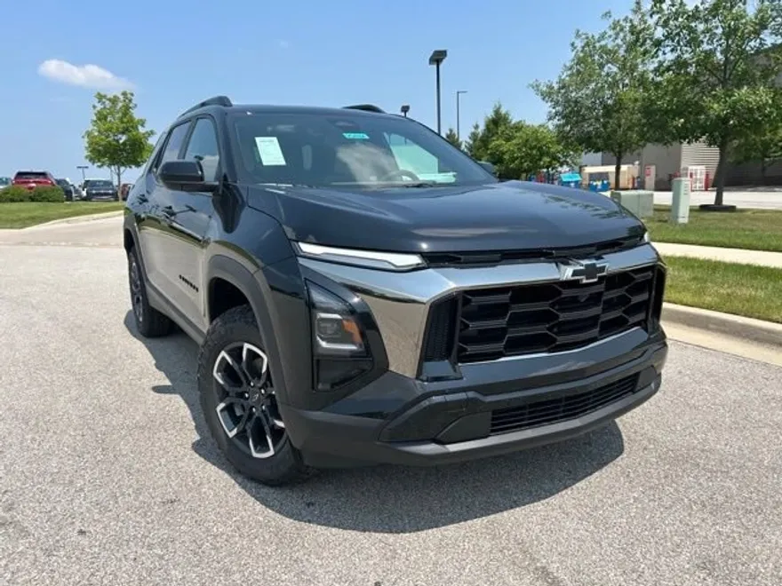 2026 Chevrolet Equinox ACTIV photo 1