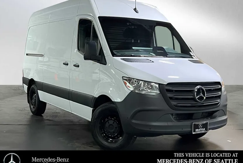 2025 Mercedes Benz Sprinter 2500 Standard Roof photo 1