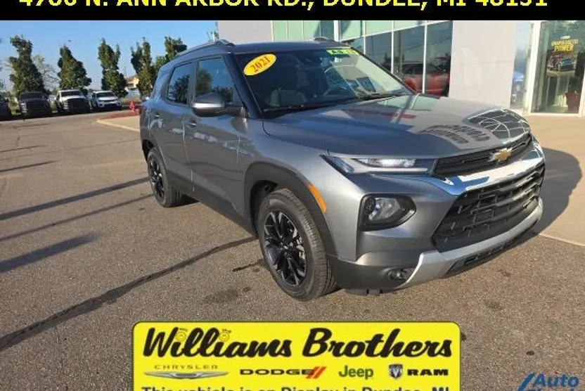 2021 Chevrolet Trailblazer LT photo 1