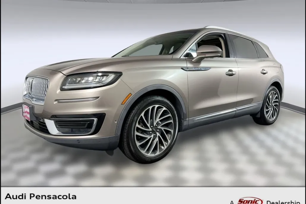 2019 Lincoln Nautilus Reserve photo 1