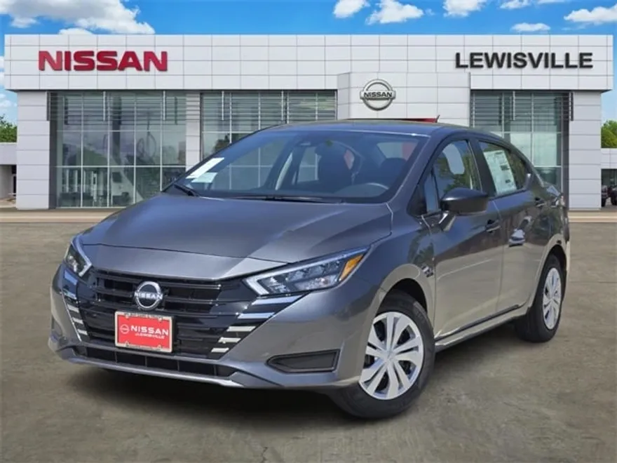 2025 Nissan Versa 1.6 S photo 1