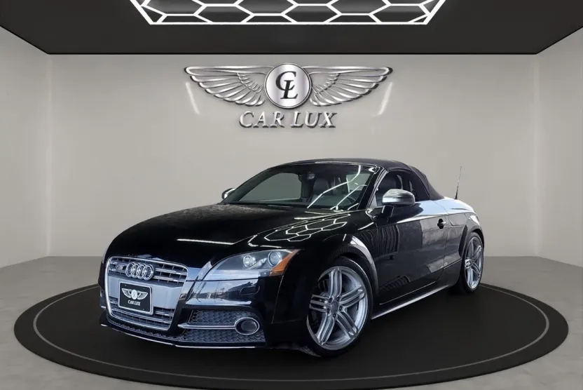 2011 Audi TTS Roadster photo 1