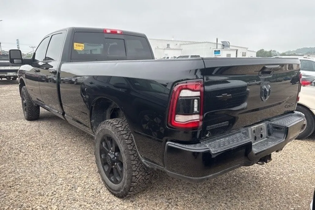 2023 Ram 3500 Big Horn photo 1