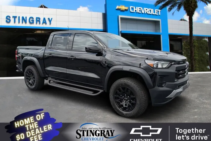 2026 Chevrolet Colorado Trail Boss photo 1