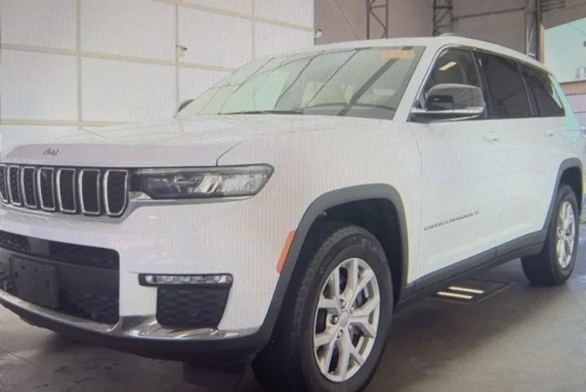 2022 Jeep Grand Cherokee Limited photo 1