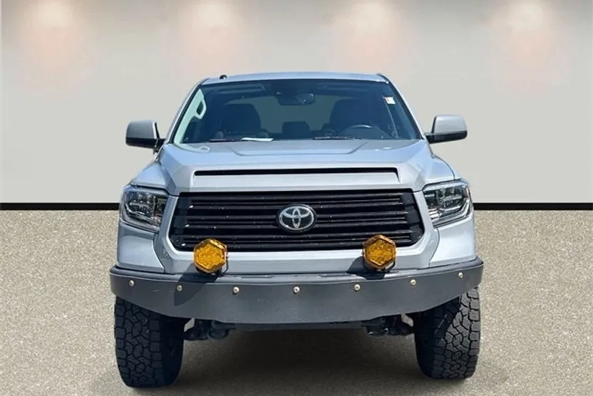 2018 Toyota Tundra Limited photo 1