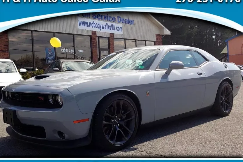 2022 Dodge Challenger R/T Scat Pack photo 1