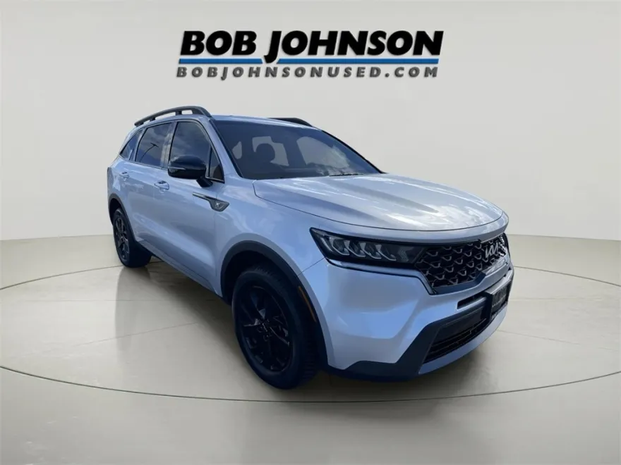 2022 Kia Sorento S photo 1