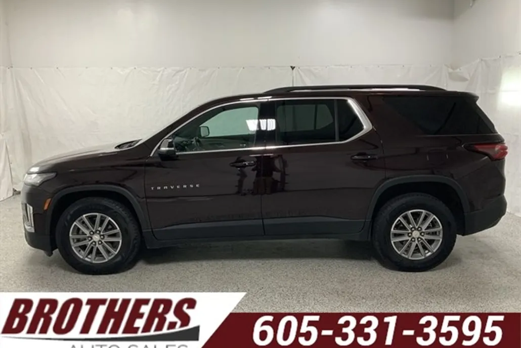 2022 Chevrolet Traverse Leather photo 1