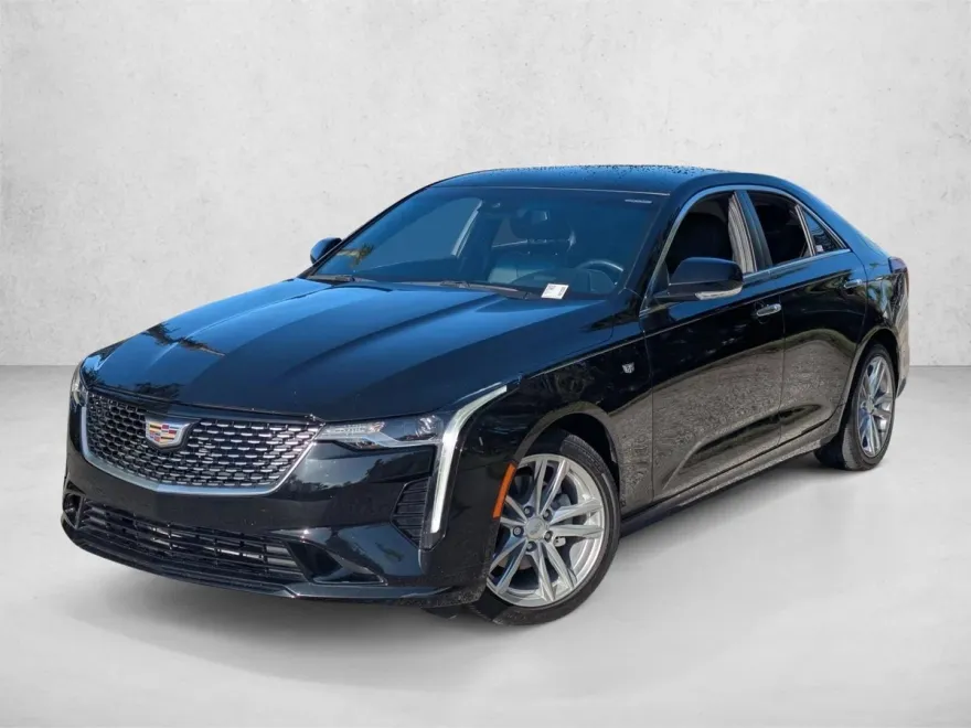 2022 Cadillac CT4 Luxury photo 1